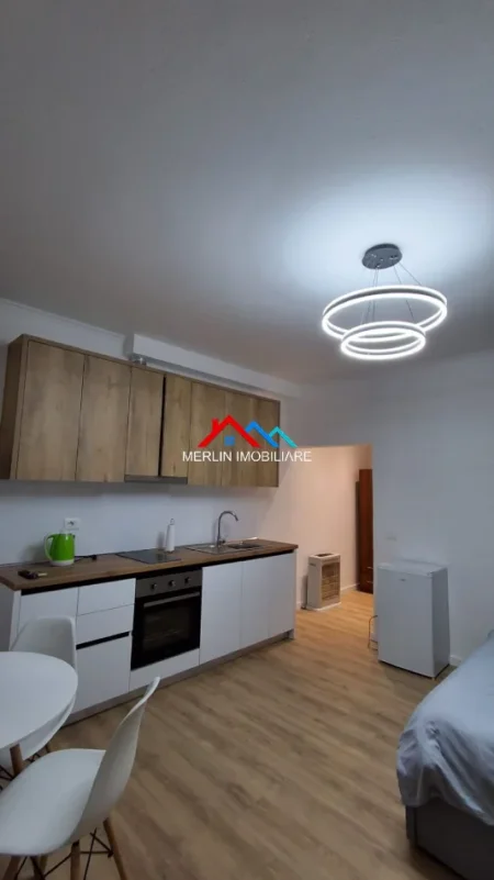 Tirane, jepet me qera apartament Kati 1, 30 m² 500 € (RRUGA E DIBRES)