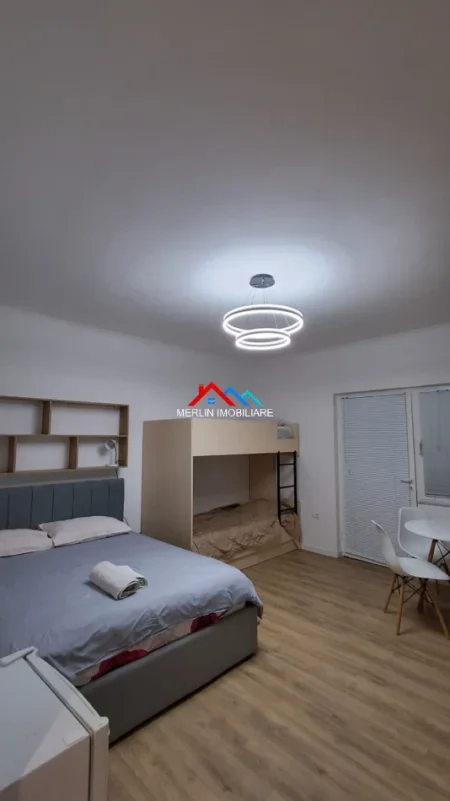 Tirane, jepet me qera apartament Kati 1, 30 m² 500 € (RRUGA E DIBRES)