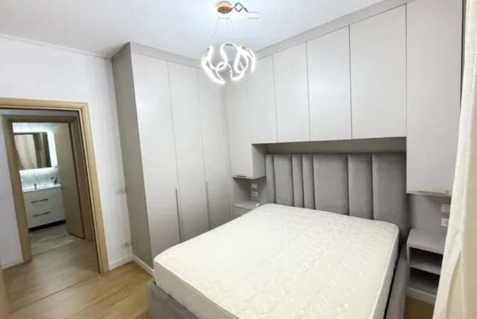 Tirane, jepet me qera apartament 2+1 Kati 2, 100 m² 675 € (kopshti zoologjik)