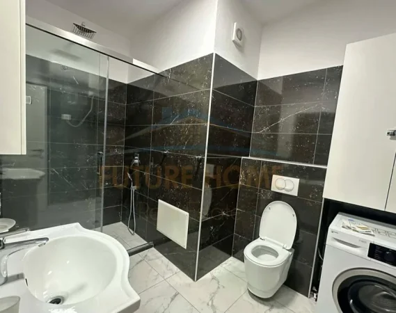 Tirane, jepet me qera apartament 2+1 Kati 3, 88 m² 520 € (Unaza e re)