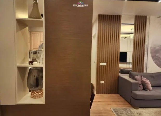 Tirane, jepet me qera apartament 1+1+Ballkon Kati 3, 71 m² 900 € (kompleksi delijorgji)