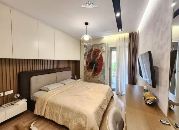 Tirane, jepet me qera apartament 1+1 Kati 3, 71 m² 900 € (Rruga e Kavajes)