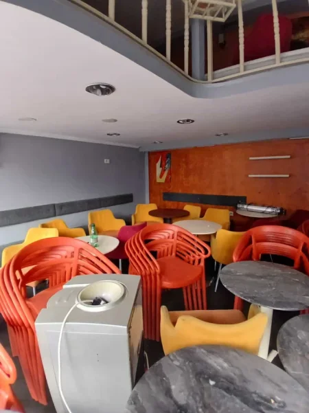 Tirane, jepet me qera lokal Kati 2, 77 m² 135.000 € (yzberisht)