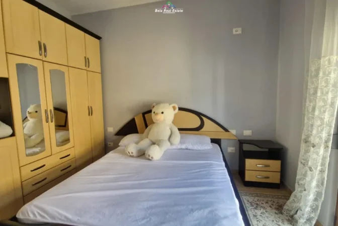 Tirane, jap me qera Vile 2+1 Kati 3, 100 m² 520 € (sokrat miho)