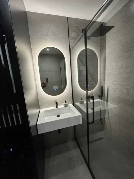 Tirane, jepet me qera apartament 2+1 Kati 6, 100 m² 850 € (Rruga Pasho Hyasa)