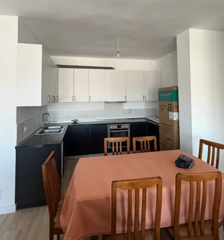 Tirane, jepet me qera apartament 3+1+Ballkon Kati 5, 103 m² 400 € 