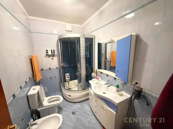 Tirane, shitet apartament 2+1 Kati 10, 144 m² 315.000 € (Medar shtylla)