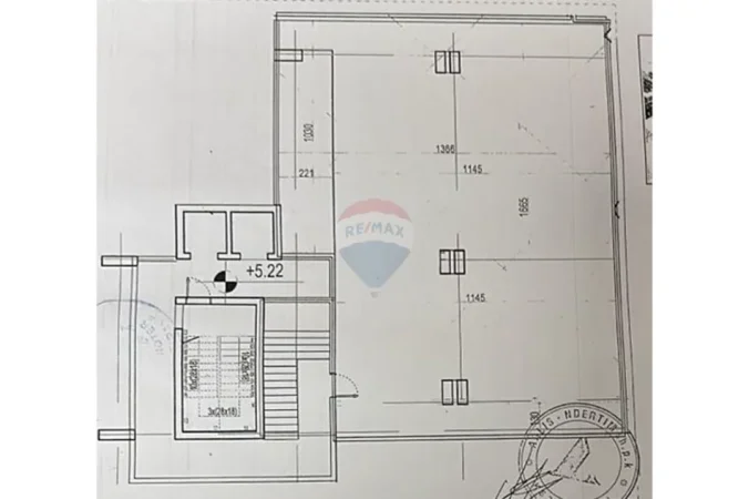 Shqiperi, jepet me qera zyre , 240 m² 3.000 € 