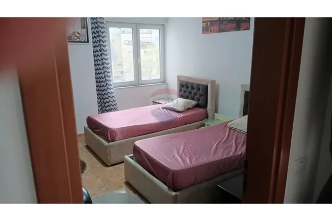 Tirane, jepet me qera apartament , 115 m² 700 € 