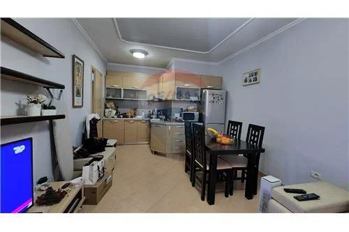 Tirane, jepet me qera apartament , 60 m² 520 € 