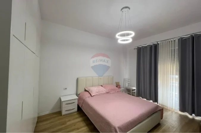 Tirane, jepet me qera apartament , 625 € 