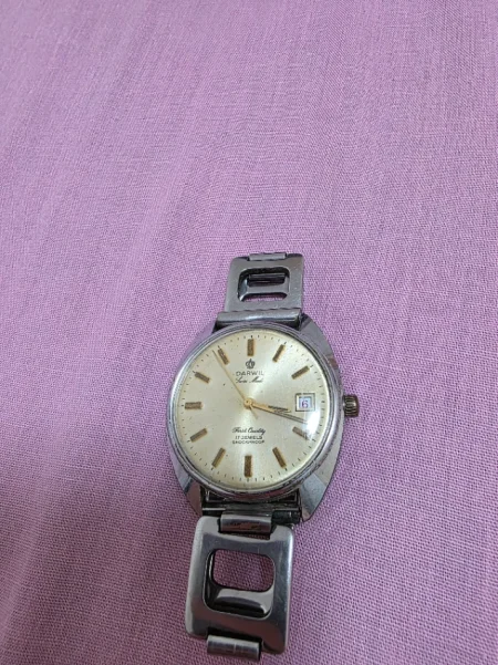 Shiten orë DARWIL I VITEVE 60  DHE ORIENT I VITEVE 70