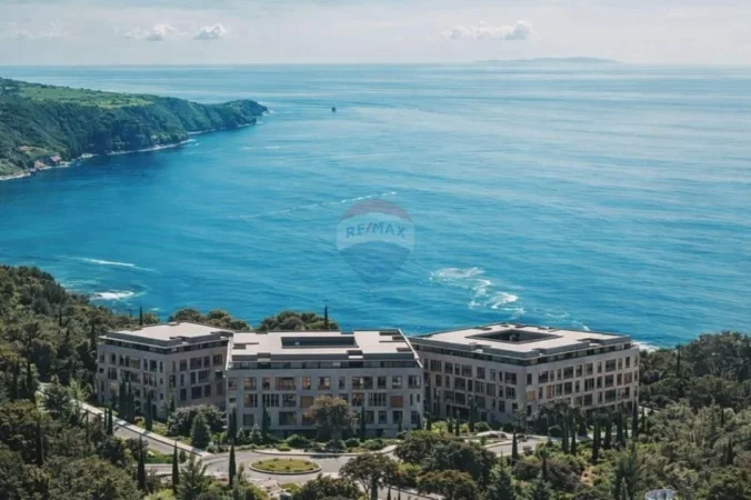 Vlore, shitet apartament 3+1 , 164 m² 365.000 €