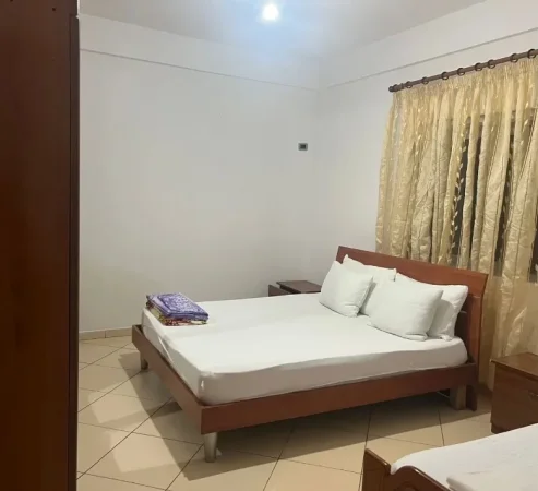 Tirane, jepet me qera Vile 2+1 Kati 1, 98 m² 350 € (Astir)