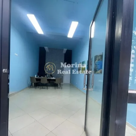 Tirane, jepet me qera ambjent biznesi Kati 0, 40 m² 500 € (Astir)