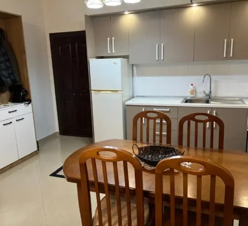 Tirane, jepet me qera apartament 1+1+Ballkon Kati 5, 72 m² 420 € (Astir)