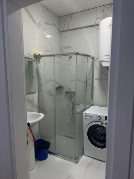 Tirane, jepet me qera apartament 1+1+Ballkon Kati 2, 66 m² 500 € (Astir/Kompleksi Urban Gate)