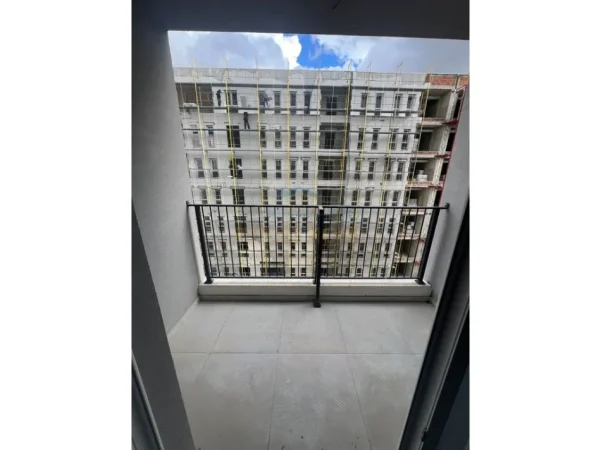 Tirane, shitet apartament 1+1+Ballkon Kati 5, 52 m² 73.000 € (Univers City , QTU)