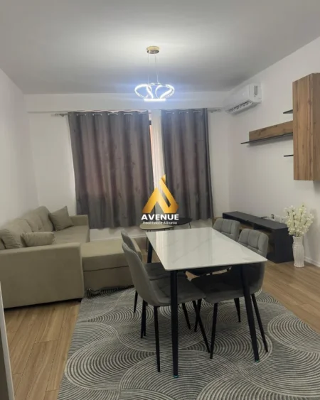 Tirane, jepet me qera apartament 1+1+Ballkon Kati 2, 65 m² 500 € (Rruga Sokrat Miho) Urban Gate Astir