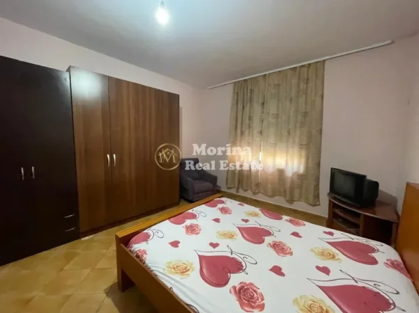 Tirane, jepet me qera apartament 2+1 Kati 3, 70 m² 400 € (Pallati me Shigjeta)