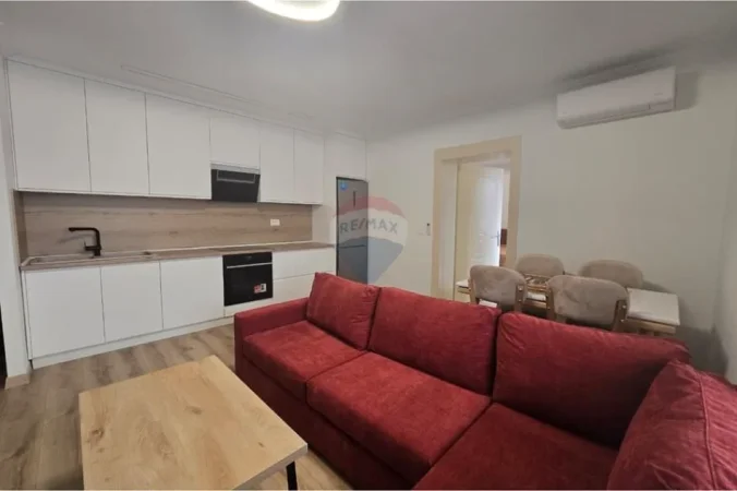Tirane, jepet me qera apartament 1+1 , (Rruga e Elbasanit)