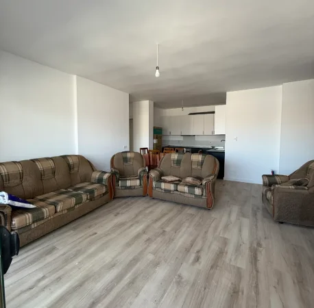 Tirane, jepet me qera apartament 3+1+Ballkon Kati 5, 103 m² 400 € (Fresku)
