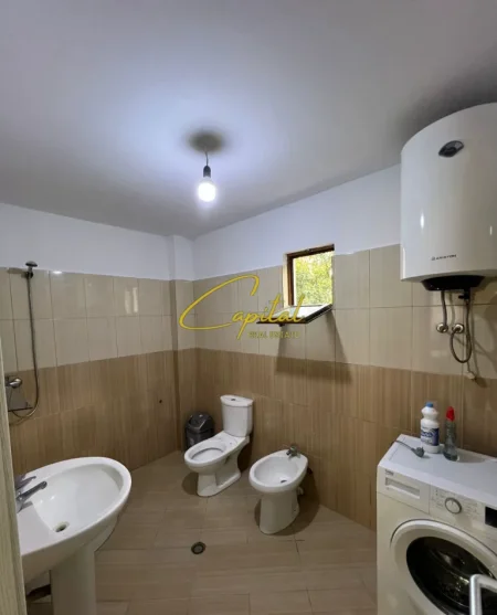 Tirane, jepet me qera shtepi 2+1 Kati 1, 70 m² 450 € (5 MAJI)