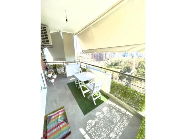 Tirane, jepet me qera apartament 2+1 Kati 6, 115 m² 800 € 