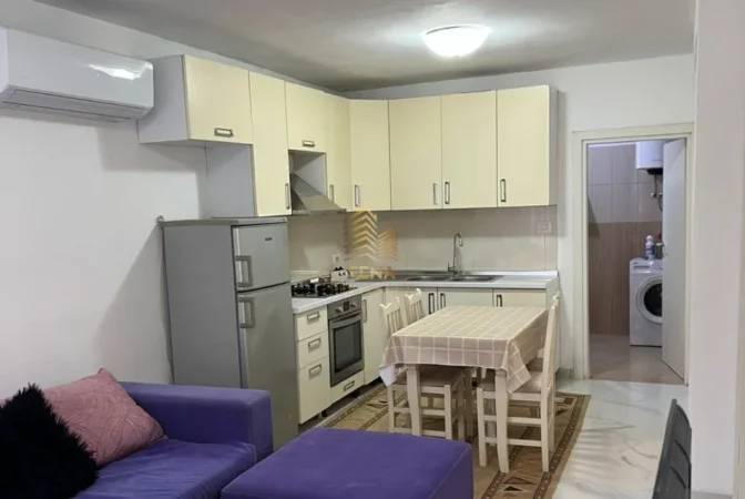 Tirane, jepet me qera apartament 2+1 Kati 1, 70 m² 450 € (5 Maji)