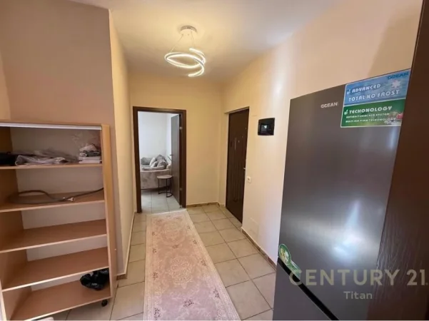 Tirane, jepet me qera apartament 1+1 Kati 3, 60 m² 550 € (mine peza)