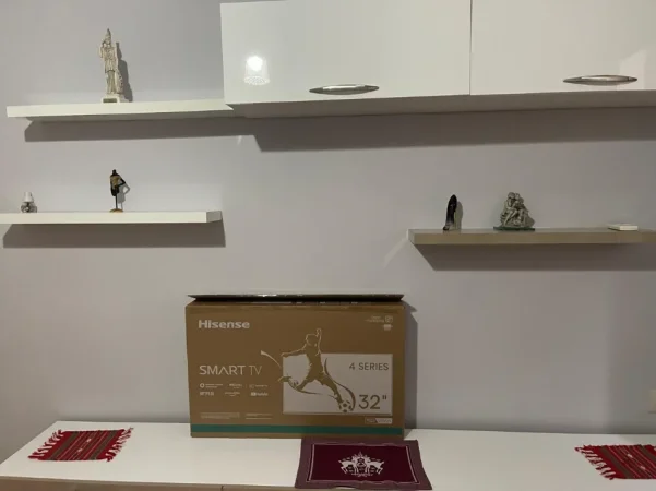 Tirane, jap me qera apartament 2+1+Ballkon Kati 4, 60 m² 650 € (Rruga e Kosovareve)