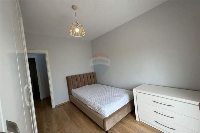 Tirane, jepet me qera 2+1+BLK Kati 2, 100 m² 500