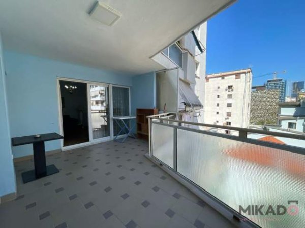 Tirane, jepet me qera apartament 2+1+A+BLK Kati 6, 109 m² 1.150 Euro (Bllok)
