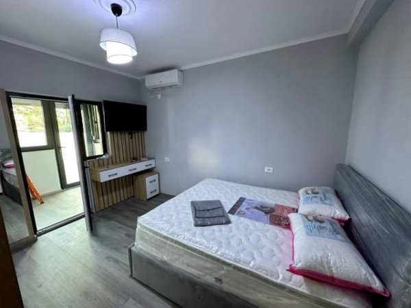 Tirane, shes Vile 2+1+A+BLK Kati 1, 220 m² 200.000 Euro (Porcelan, Kodra e Priftit)