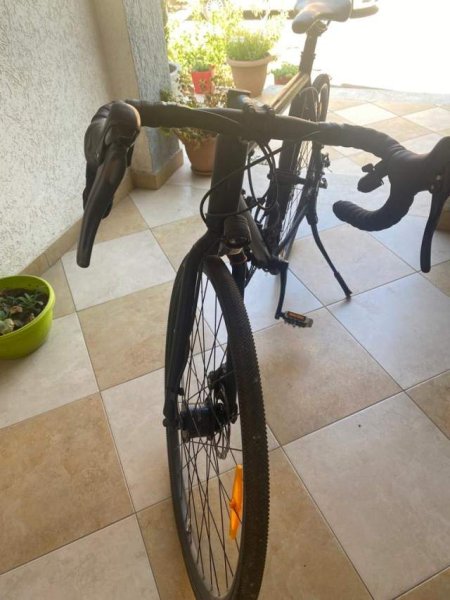 Tirane, shes biciklete burrash Origjinale 300 Euro