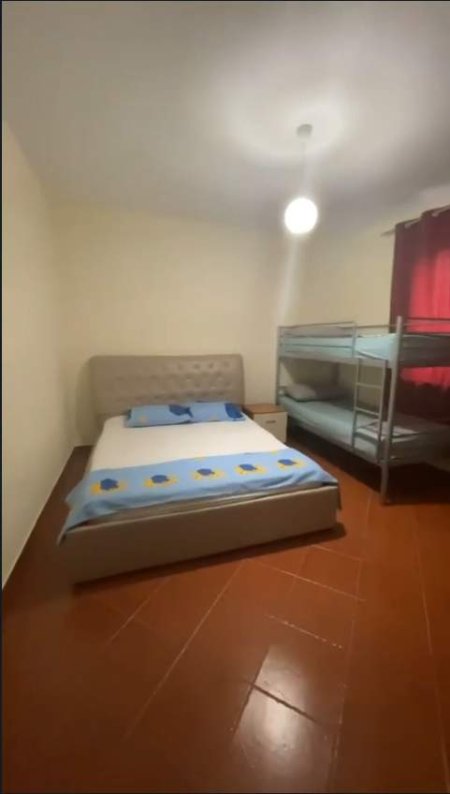 Durres, jepet me qera shtepi 1+1+BLK Kati 2, 70 m² 250 Euro (Golem, Durres "Rruga Kinemase")