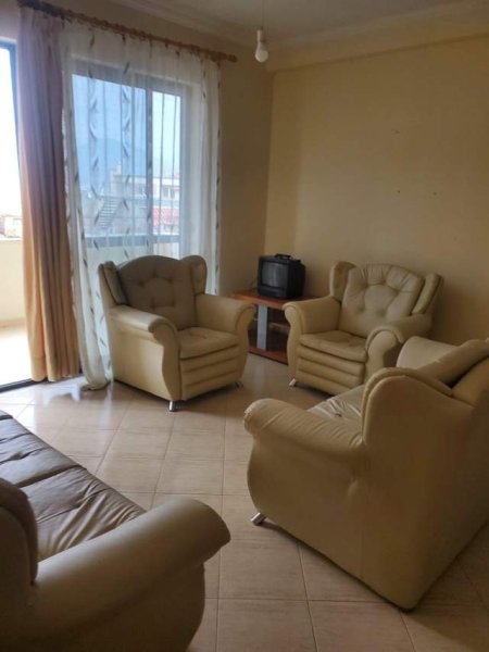 Tirane, jepet me qera apartament 3+1+BLK Kati 2, 122 m² 400 Euro (Kodra e Diellit)