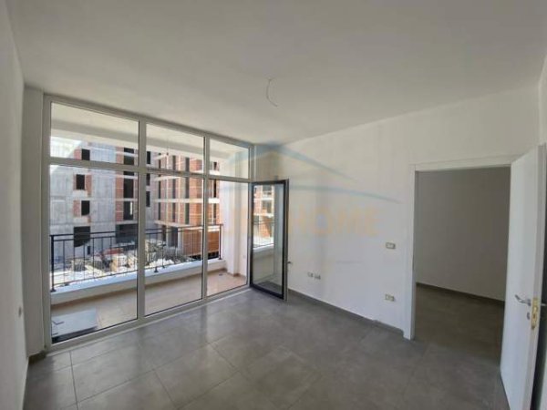 Tirane, jepet me qera apartament Kati 1, 70 m² 400 Euro (Rr. Jordan Misja, Tirane)