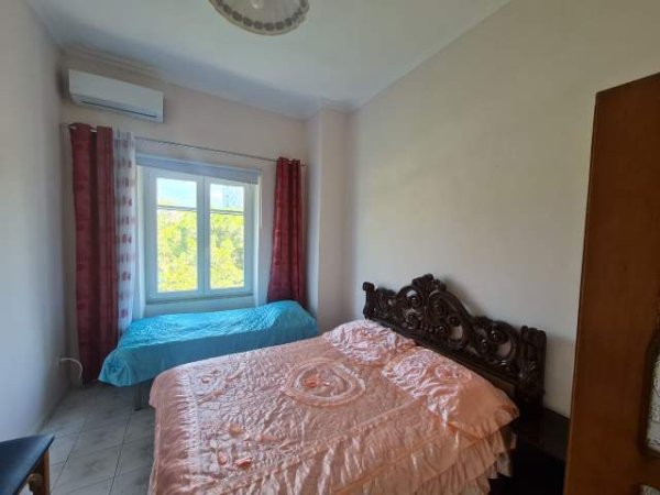 Tirane, jepet me qera apartament 2+1 Kati 4, 120 m² 600 Euro (rruga Deshmoret e 4 Shkurtit)