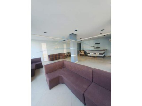 Tirane, jepet me qera ambjent biznesi Kati 0, 80 m² 500 Euro (ALF34033)