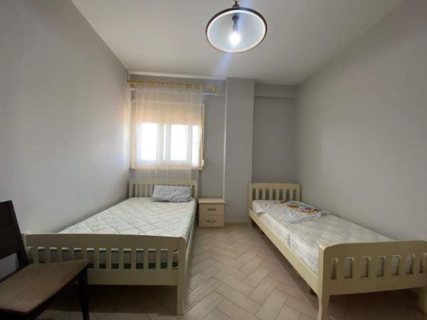 Tirane, jepet me qera apartament 2+1+BLK Kati 5, 102 m² 500 Euro (Don Bosko)
