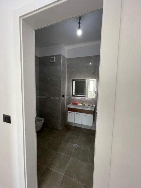 Tirane, shitet apartament 2+1+BLK Kati 7, 85 m² 135.000 Euro (Kompleksi TURDIU)