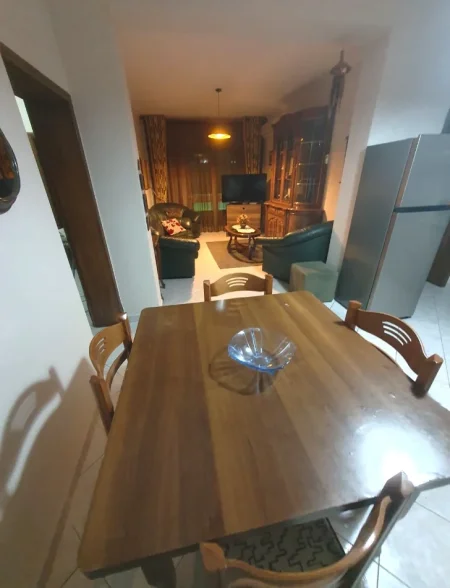 Shqiperi, jepet me qera apartament 2+1 Kati 3, 500 € 