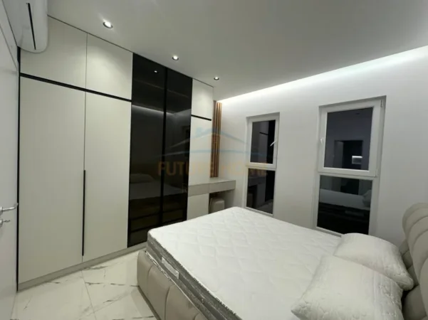 Tirane, jepet me qera apartament 2+1+Ballkon Kati 6, 109 m² 800 € (Kompleksi Aura)