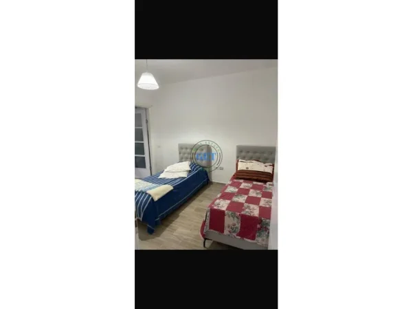 Durres, jepet me qera apartament 2+1 Kati 1, 102 m² 450 € (Vollga)