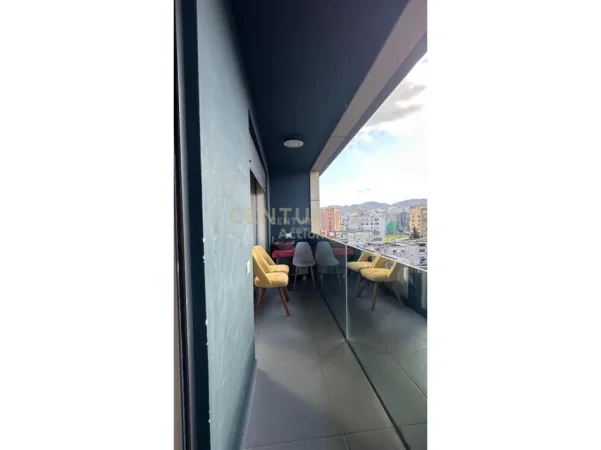 Tirane, jepet me qera apartament 1+1 Kati 7, 58 m² 885 € (stadiumi dinamo)