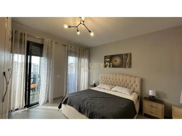 Tirane, jepet me qera apartament 1+1 Kati 7, 58 m² 885 € (stadiumi dinamo)