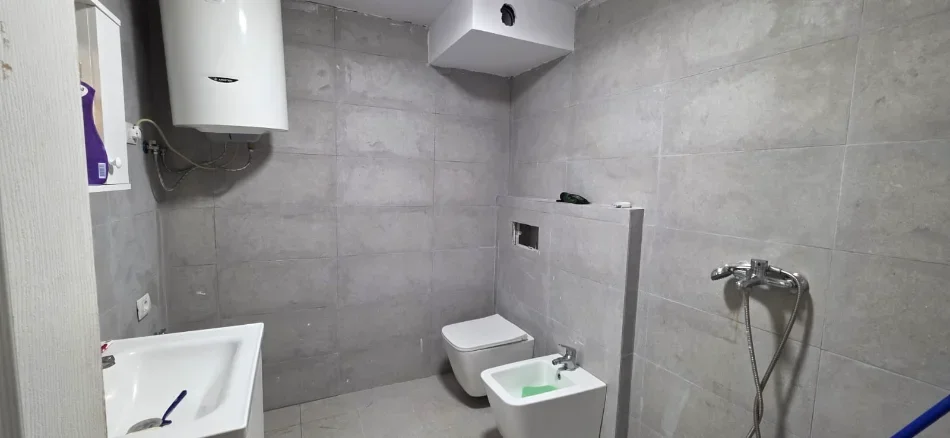 Tirane, shitet apartament duplex 2+1 Kati 1, 160 m² 160.000 € (Selite)