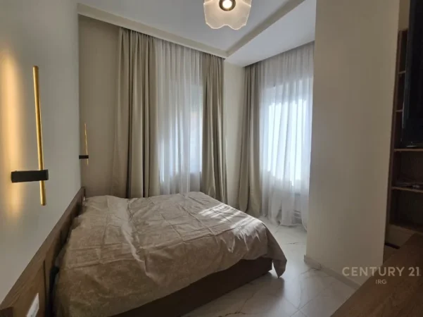 Shqiperi, jepet me qera 2+1 , 80 m² 1.100 € 