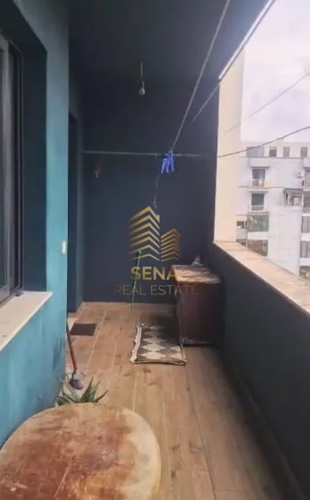 Tirane, jepet me qera apartament 2+1 Kati 7, 100 m² 400 € (Yzberisht)